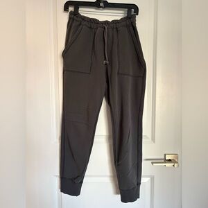 6/$30🛍️ Abercrombie & Fitch | Lightweight Terry Jogging Pant, S